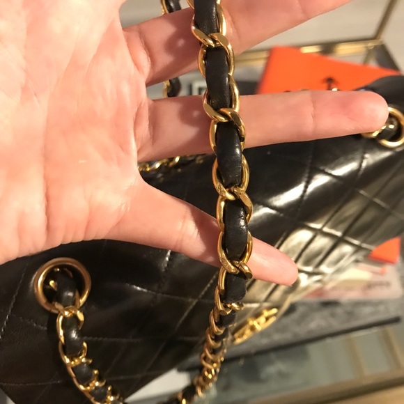 Vintage Chanel Classic Flap Bag - Picture 7 of 10